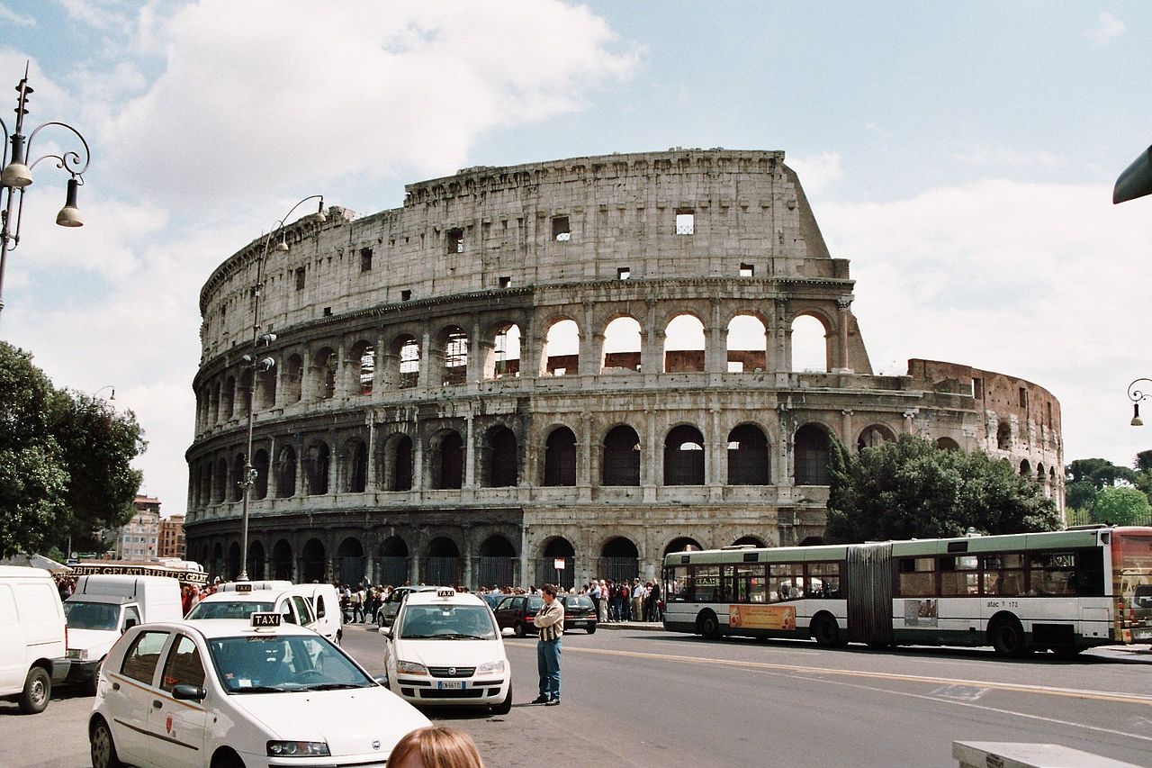 Collosseum - wikimedia